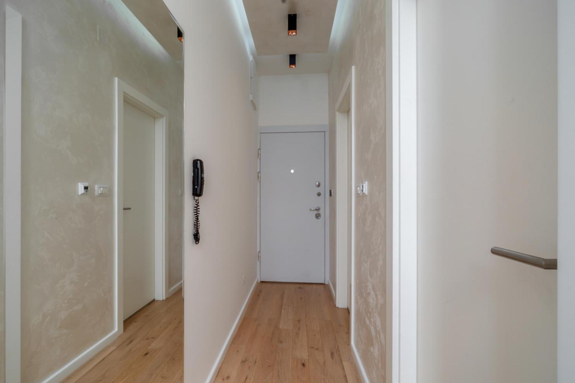 Bar Exclusiv Soho City Residence Екстериор снимка