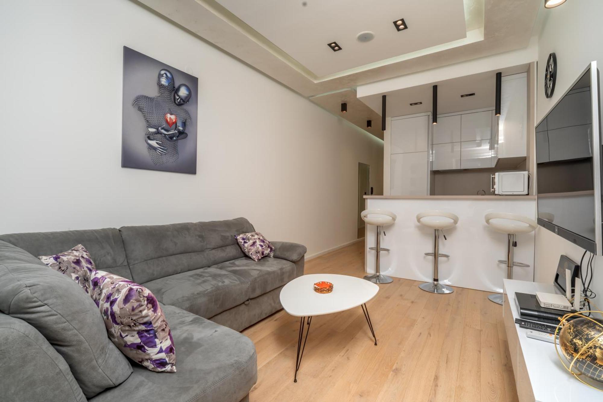Bar Exclusiv Soho City Residence Екстериор снимка